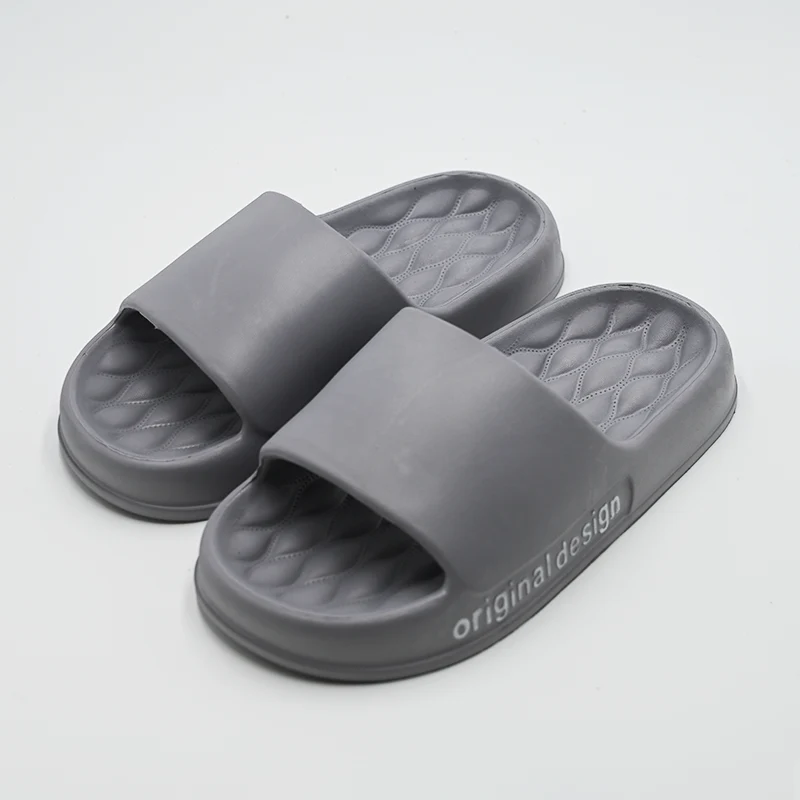 Sial merasakan sandal