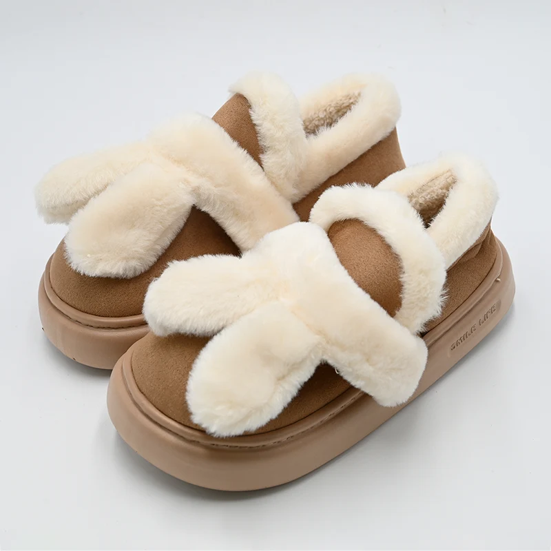 Sandal Fuzzy: Pernyataan Kegaksaan yang Bergaya
